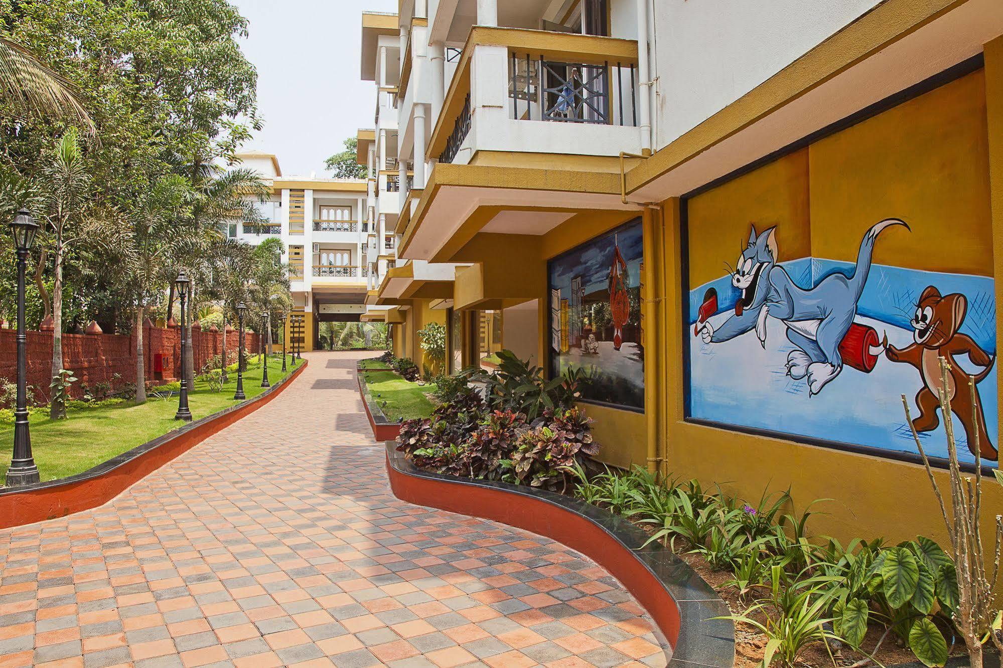 Crystal By Morpho, Goa Villagio Resort Betalbatim Eksteriør billede
